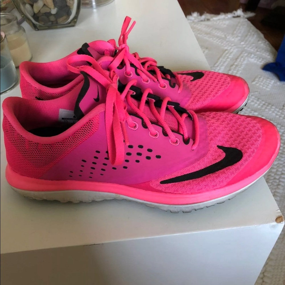 Hot Pink Nike Shoes